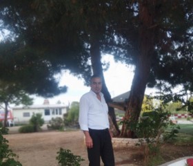 Veysel, 52, Izmir