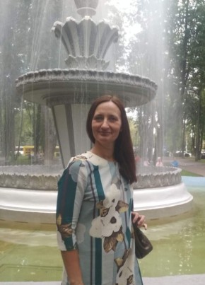 Лариса, 49, Россия, Псков
