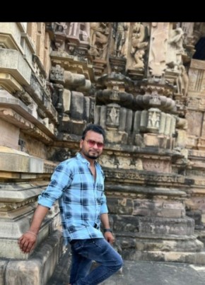 Deepak Agrawal, 29, India, Indore