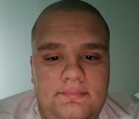 Dylan, 22, San Marcos (State of Texas)