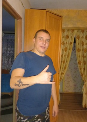 Михаил, 40, Россия, Псков