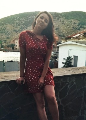 Helga, 19, Россия, Москва