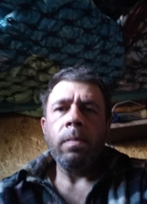 Sergey, 43, Russia, Yalta