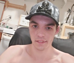 Alex, 22, Clarence-Rockland