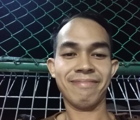 Azam, 30, Kampong Masjid Tanah