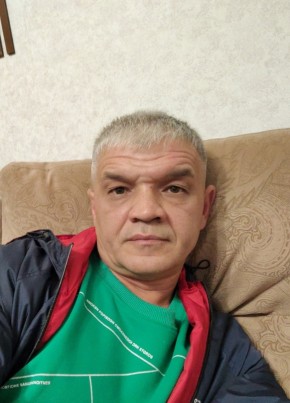 Руслан из Набережные Челны 47 лет