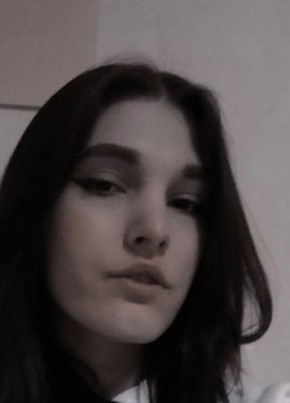 Лариса, 21, Россия, Омск