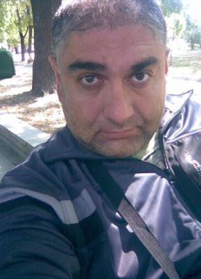 Todor, 52, Република България, Лом