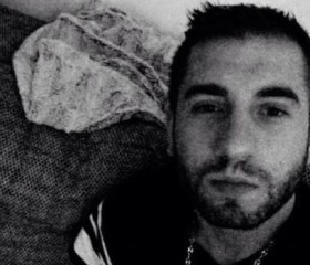 Roms, 33, Senlis
