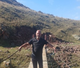 Ararat, 52, Tbilisi
