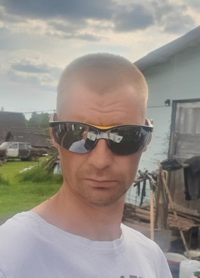 Андрей, 32, Россия, Псков