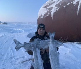 Valentin, 18, Yakutsk