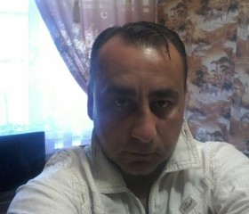 Arseniy Tava, 46, Samara