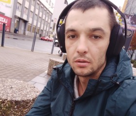 Андрей, 32 года, Hradec Králové
