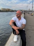 Dmitriy, 40, Saint Petersburg