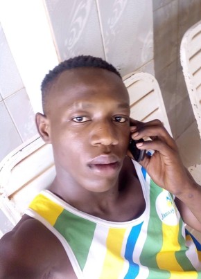 Mickael, 25, Burkina Faso, Ouagadougou