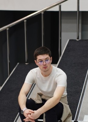 Александр из Нальчика 22 года