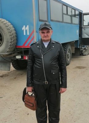 Oleg, 48, Russia, Chita