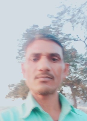 Shibu Khan из Allahabad 20 лет