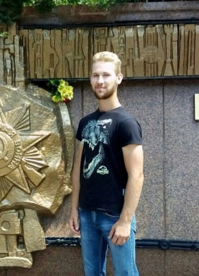 Александр, 28, Россия, Симферополь