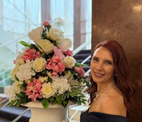 Larisa, 55, Saint Petersburg