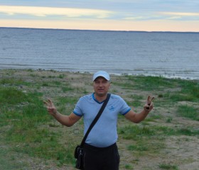 Олег, 46 лет, Балашов