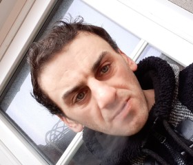 Antonio, 38, Coimbra