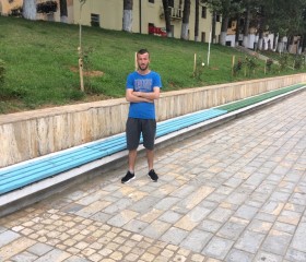 Edisoni, 19, Gjakove