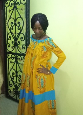 Aline bayouna, 40, Republic of Cameroon, Yaoundé