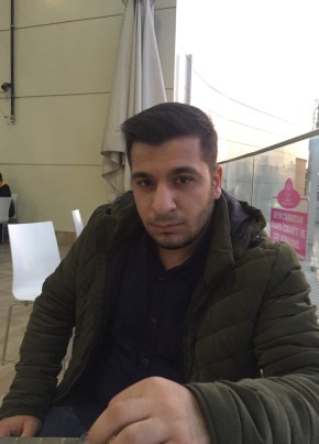ÖMER AKSU, 24, Türkiye Cumhuriyeti, Salihli