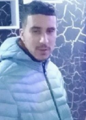 Hakim, 30, People’s Democratic Republic of Algeria, Mostaganem
