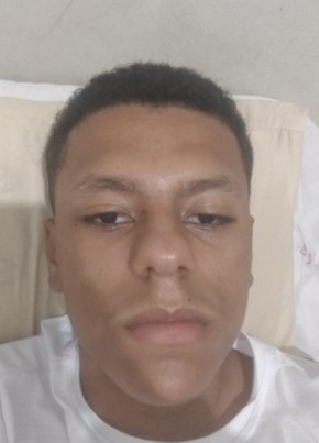 Victor gabriel из Itabaiana (Sergipe) 18 лет
