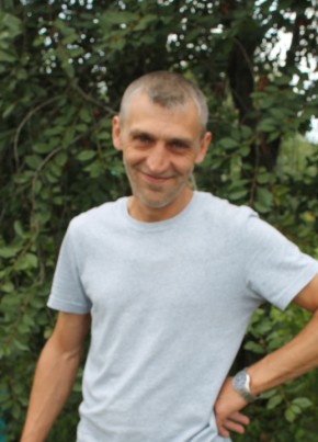 Геннадий из Калуги 52 года