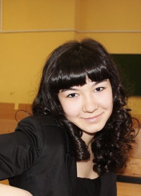 Кристина, 29, Россия, Озёрск (Калининградская обл.)