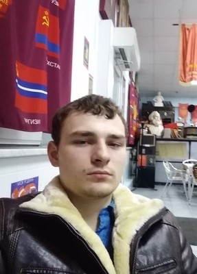 Леонид, 27, Россия, Псков