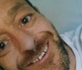Jj, 22, Halifax