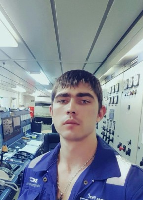 Aleksandr, 33, Russia, Aksay