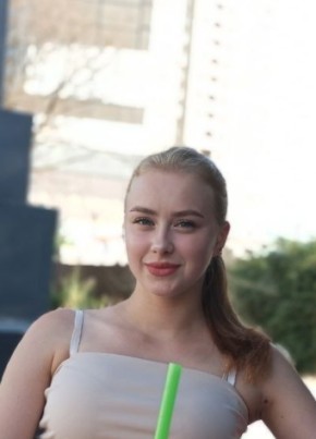Alina, 20, United Kingdom, London