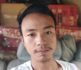 Aung, 20, Mandalay