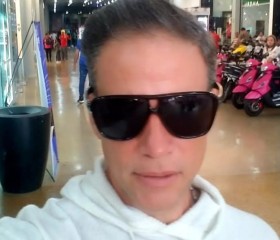 Zeus, 33, Maracay