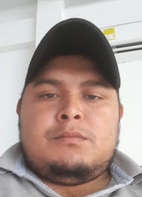 Juan Martinez, 27, República de Chile, Santiago de Chile