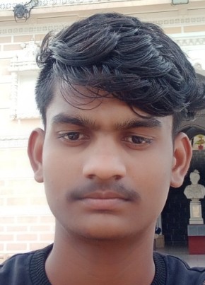 Monu kumar, 19, India, New Delhi