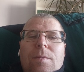 Denis, 44, Targu Jiu