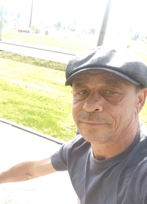 Валерий из Москвы 54 года