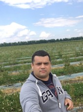 Mikhaylo, 33, Ukraine, Oster