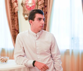 Роман, 19 лет, Орёл