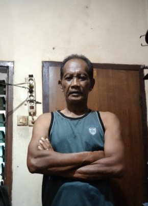 Suwito из Kota Surabaya 59 лет