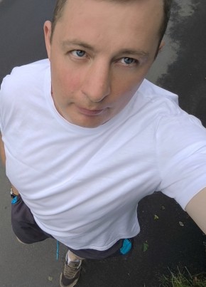 Роман из Кингисеппа 42 года