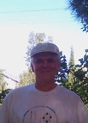 Александр, 59, Россия, Алушта
