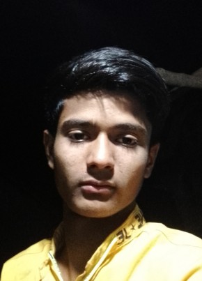 Alfaaz, 18, India, New Delhi